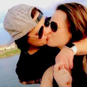 Meet your Posher, Desi